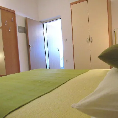 Luna Apartment