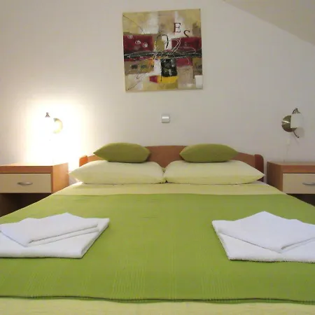 Apartment Luna Tisno