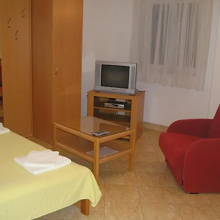 アパート Luna ティスノ